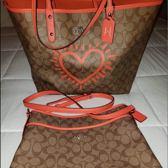 🔥Coach Rvsble Tote/MATC Crossbody🔥 - Picture 2 of 9